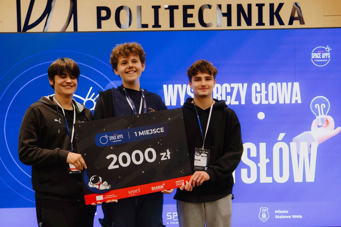 Młodzi programiści z Podkarpacia podbili kosmiczny hackathon NASA