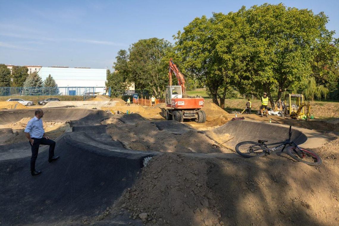 Na Bulwarach w Rzeszowie powstaje pumptrack