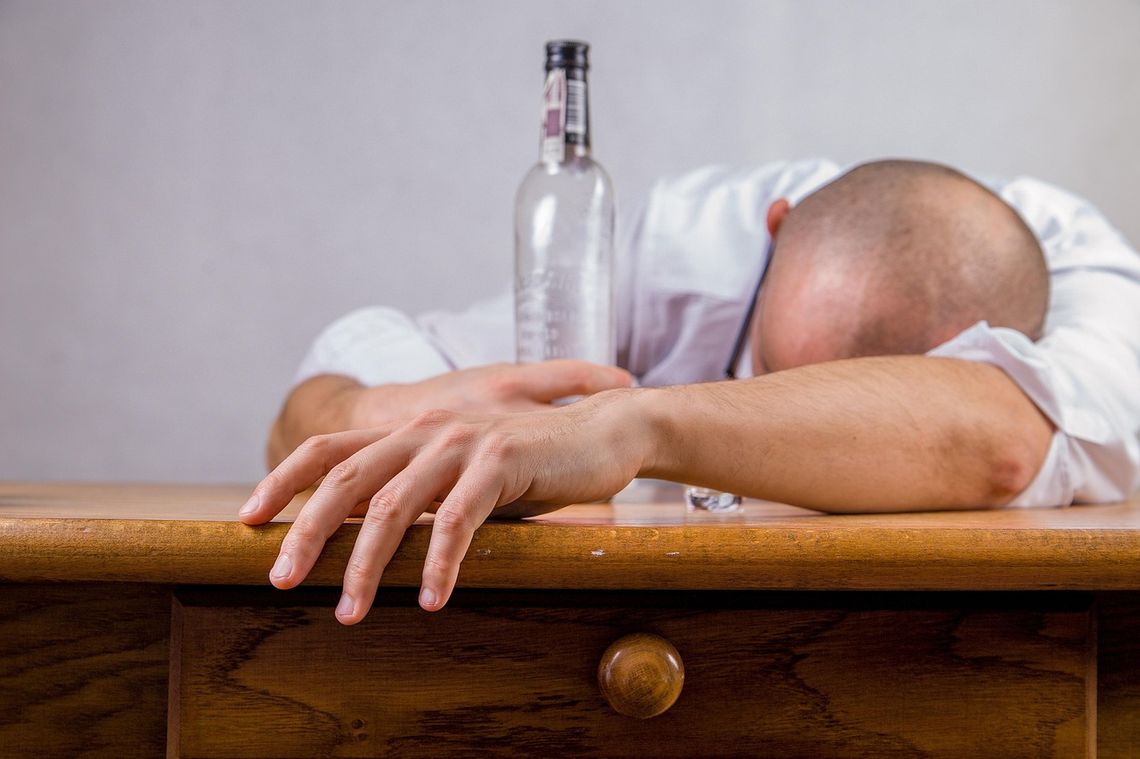 Nocna prohibicja w Rzeszowie? Złożono projekt uchwały o zakazie nocnego handlu alkoholem