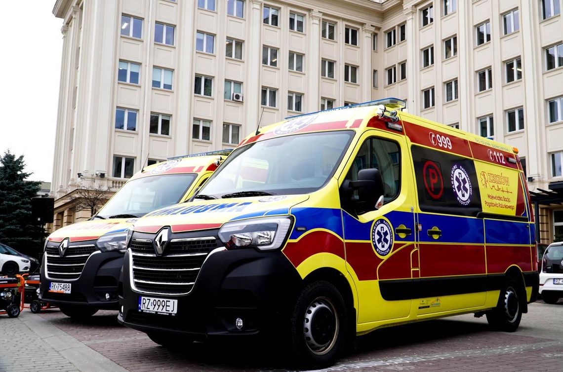Nowe ambulanse dla pogotowia ratunkowego w Rzeszowie