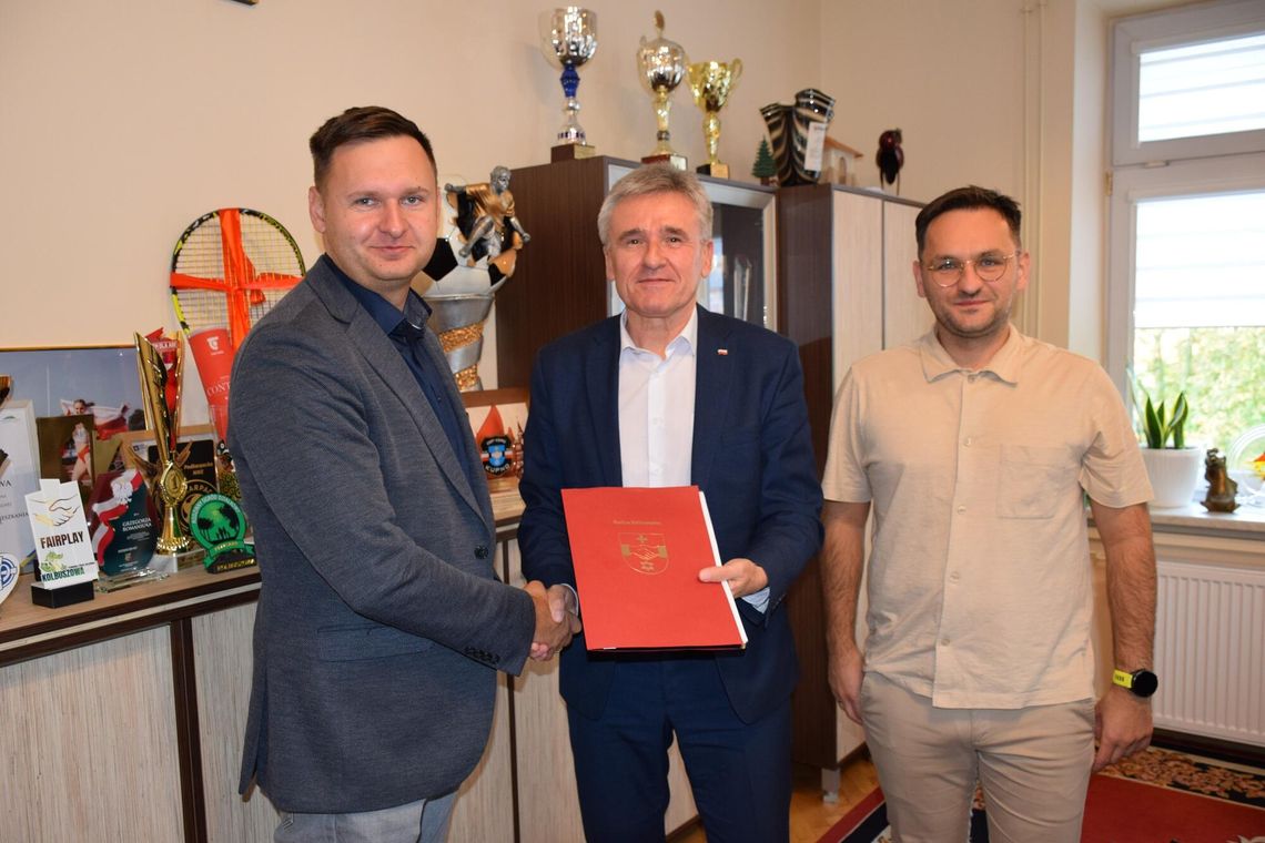 Nowe lampy w Kolbuszowej Górnej. Prace zakończą się w grudniu