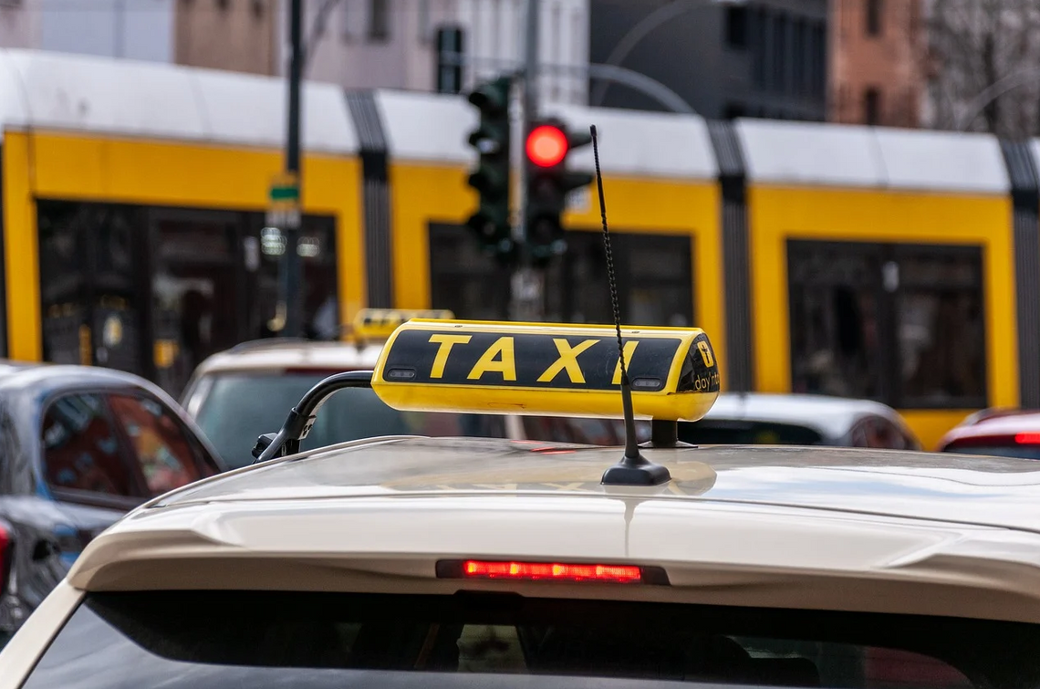 Nowe wymagania dla taksówkarzy