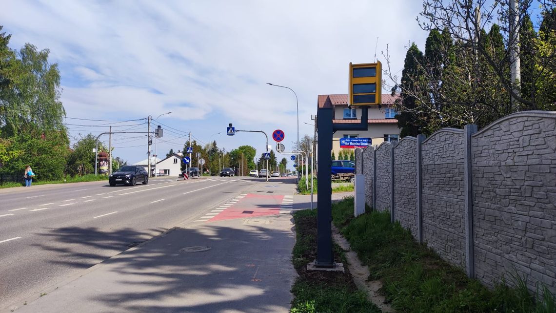 Nowy fotoradar już stoi na Sikorskiego, kolejny zamonotwany będzie na Krakowskiej Nowy fotoradar już stoi na Sikorskiego, kolejny zamonotwany będzie na Krakowskiej