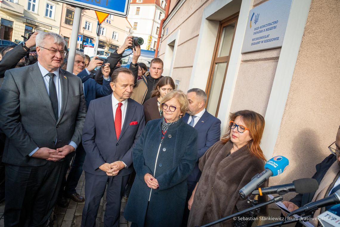 Nowy konsulat Ukrainy w Rzeszowie oficjalnie otwarty [FOTO]