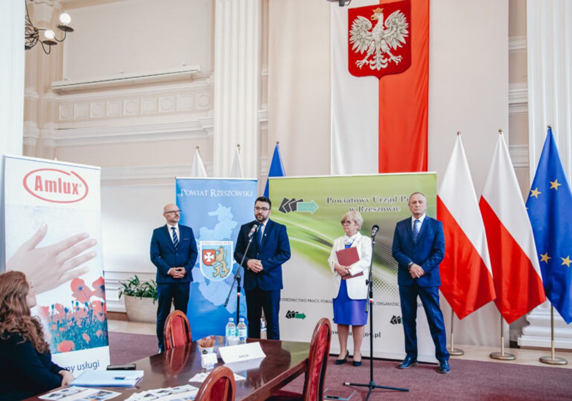 Ogromne zainteresowanie giełdą pracy dla osób niepełnosprawnych [FOTO]