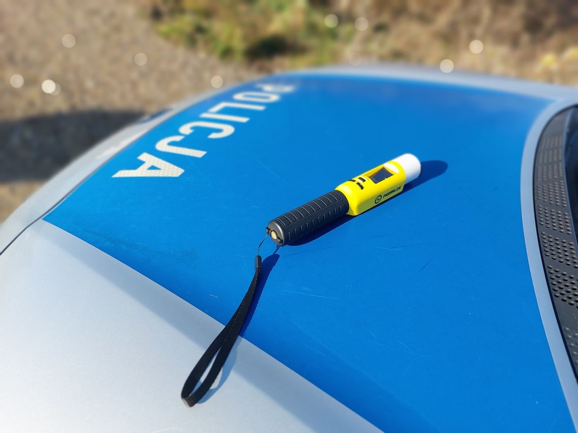 Pijani nastolatkowie na rowerach. Groźne sytuacje na drogach Pijani nastolatkowie na rowerach. Groźne sytuacje na drogach