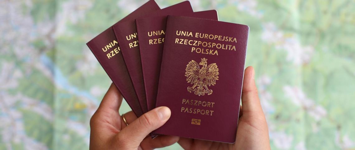 Planujesz wakacje? Sprawdź paszport już teraz! W sezonie poczekasz dwa razy dłużej