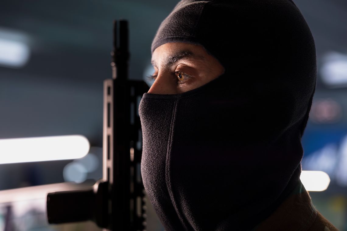 Pochwały dla ISIS, notatki o zabijaniu i plan ataku. 18-latek nie przyznaje się do winy