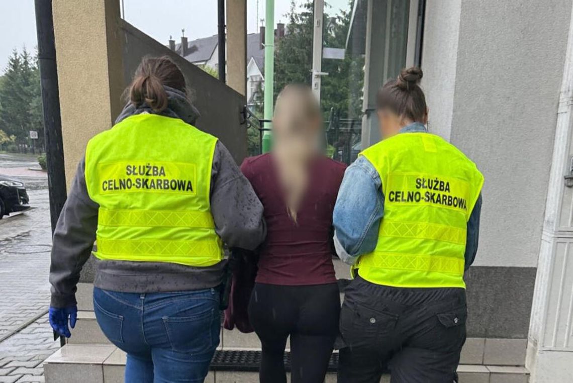 Podkarpacka KAS rozbiła hazardową grupę przestępczą
