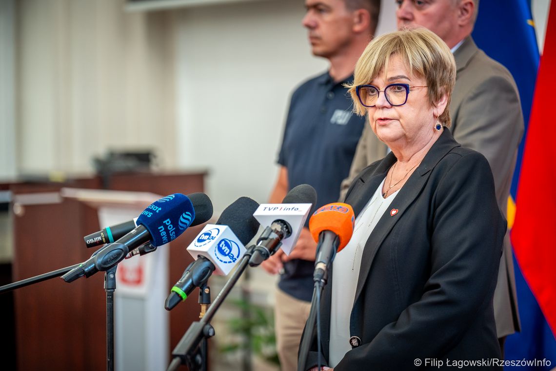 Podkarpacki Urząd Wojewódzki ostrzega przed oszustami. Chodzi o poszkodowanych w wypadku na Węgrzech Podkarpacki Urząd Wojewódzki ostrzega przed oszustami. Chodzi o poszkodowanych w wypadku na Węgrzech