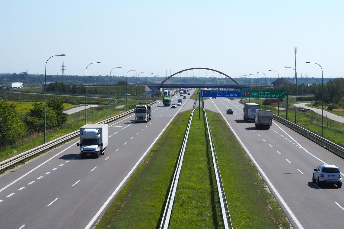 Podkarpackie przyspiesza. Ruch drogowy rośnie szybciej niż w reszcie kraju