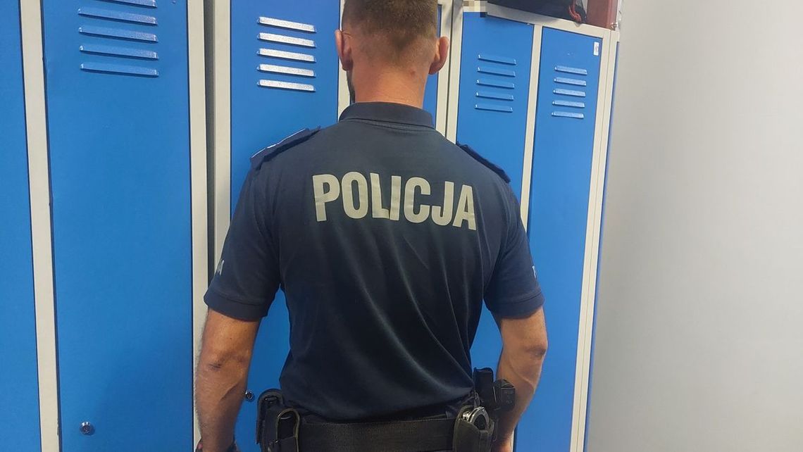 Policja z Trzebowniska zatrzymała mężczyznę, który okradał swoich kolegów w pracy