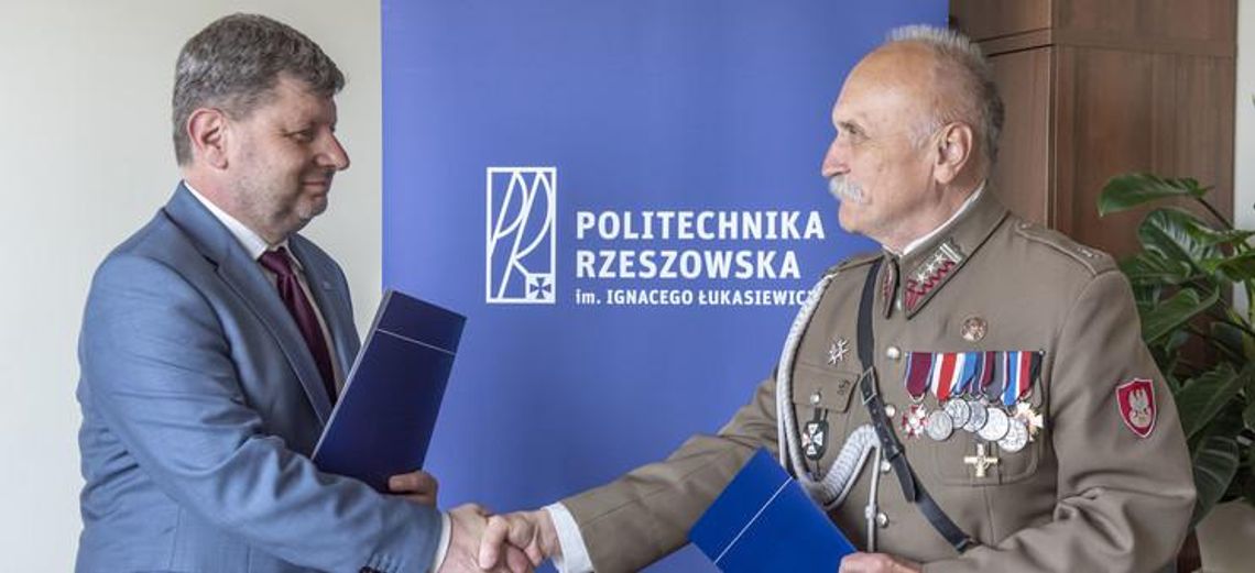 Politechnika Rzeszowska podpisała porozumienie ze Związkiem Strzeleckim „Strzelec” Józefa Piłsudskiego.