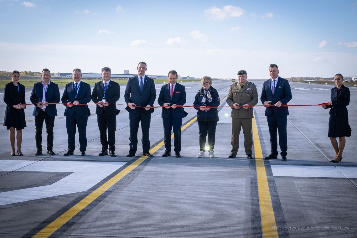 Port Lotniczy Rzeszów-Jasionka otwiera pełną długość drogi startowej - 3200 metrów