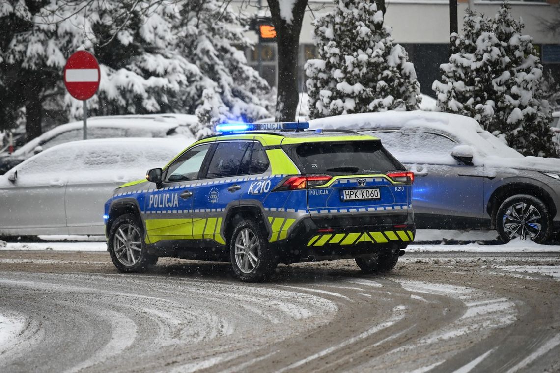 Potrącił seniorkę na pasach i uciekł. Sprawca zatrzymany po kilku godzinach