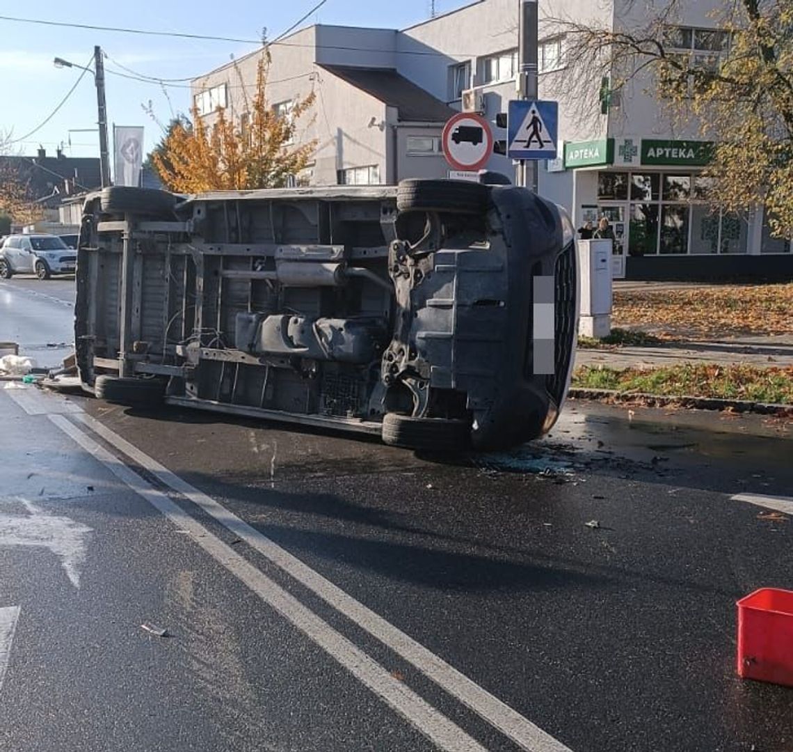Poważna kolizja na ul. Mieszka I Poważna kolizja na ul. Mieszka I