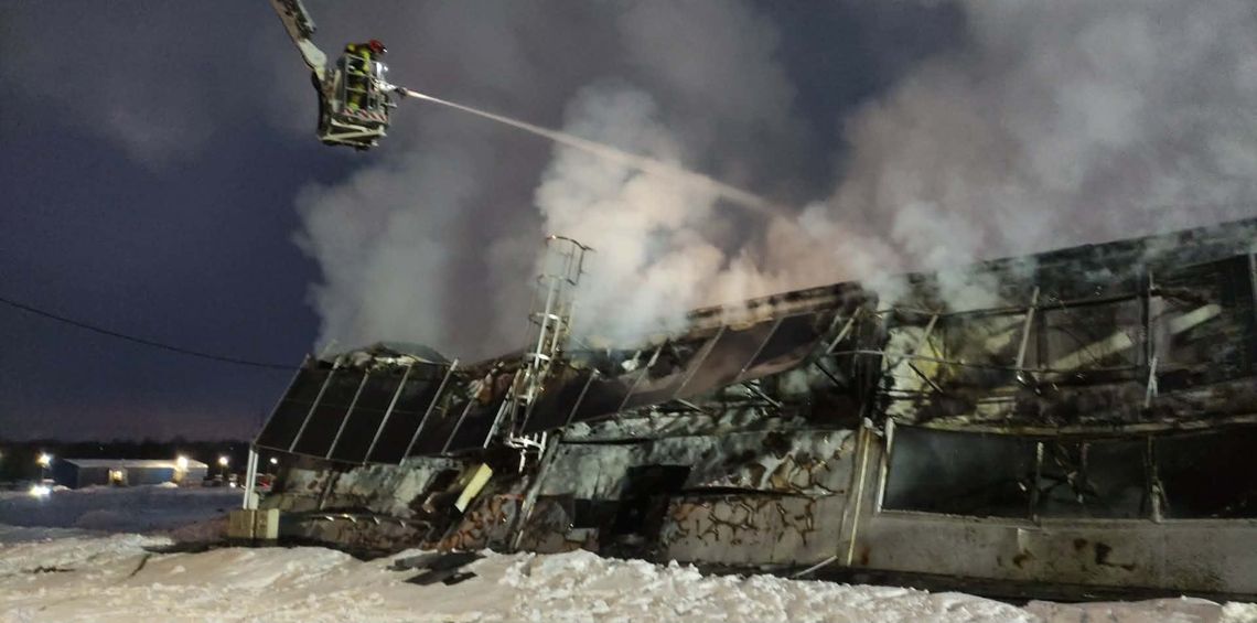 Poważny pożar hali produkcyjnej na Podkarpaciu!