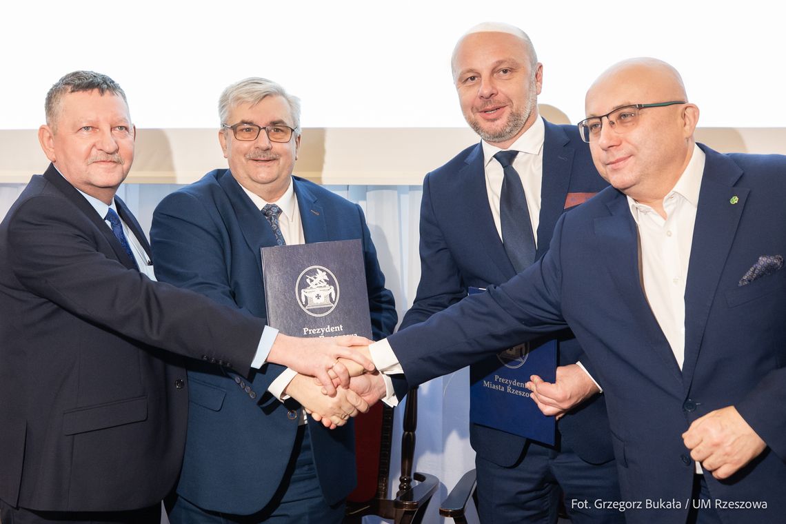 Powstanie północno-wschodnia obwodnica Rzeszowa. Miasto i GDDKiA podpisały porozumienie Powstanie północno-wschodnia obwodnica Rzeszowa. Miasto i GDDKiA podpisały porozumienie