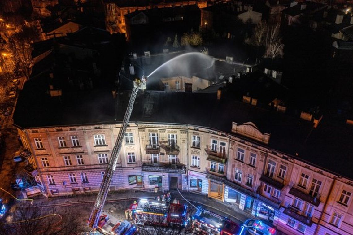 Pożar w kamienicy w Przemyślu. Ewakuowano 22 osoby