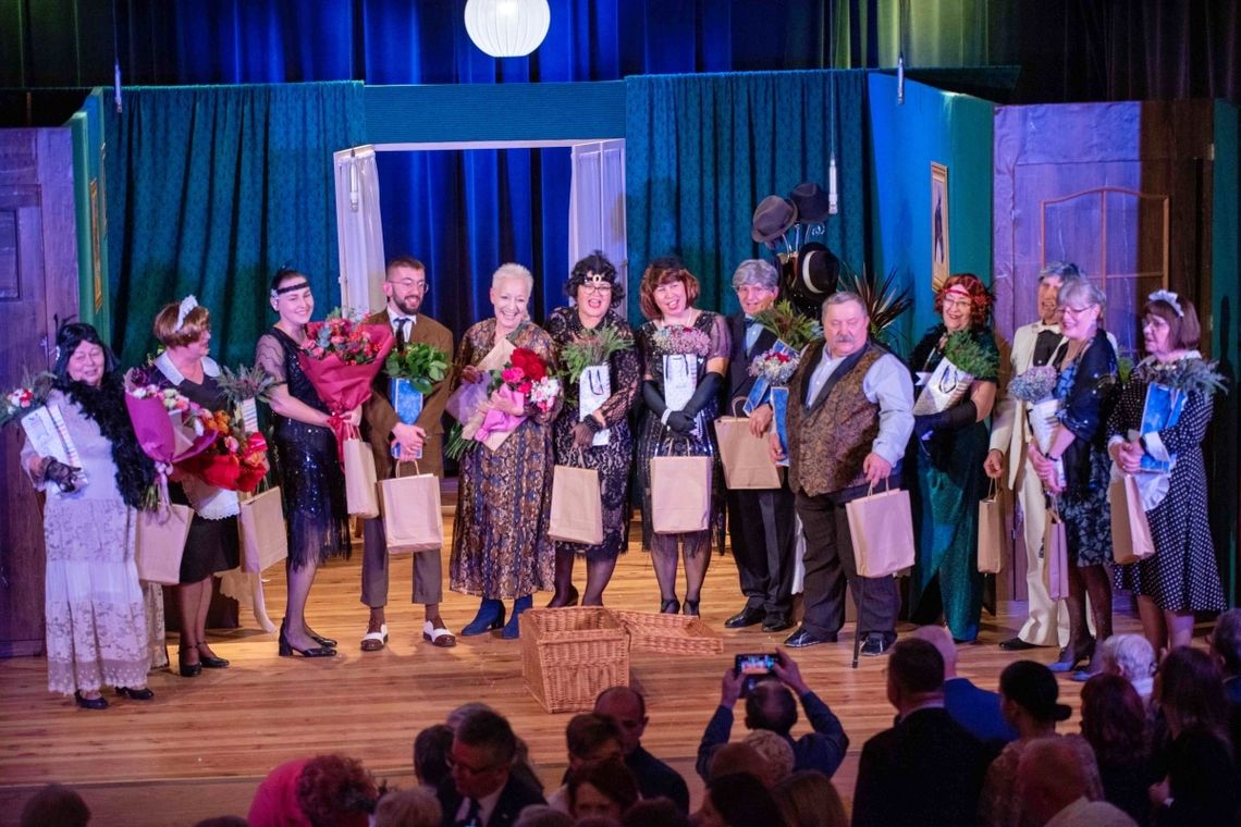 Premiera sztuki „Człowiek, który nie pije” w MDK Kolbuszowa [ZDJĘCIA]