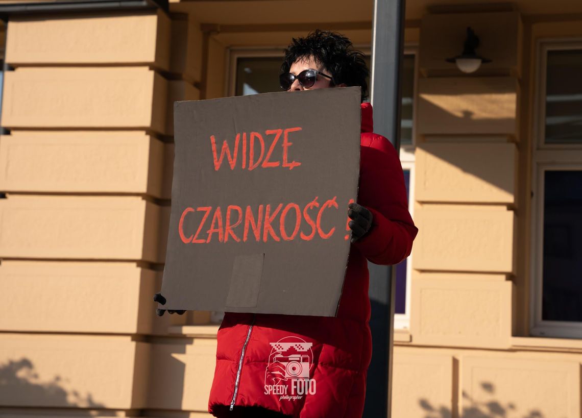 Protest nauczycieli w Rzeszowie. Mają dość "reform Czarnka"