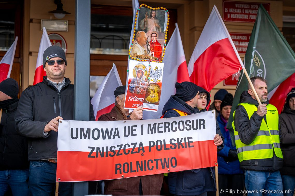 Protest rolników wobec umowy UE–Mercosur. Głos Podkarpacia [ZDJĘCIA]