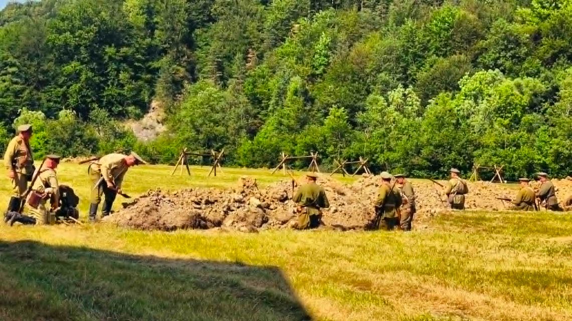 Rekonstrukcja bitwy pod Rymanowem porwała tłumy i ożywiła realia Wielkiej Wojny