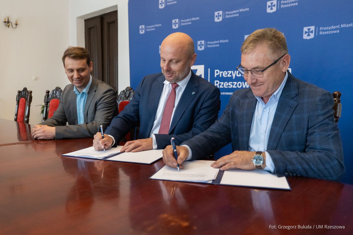Rewolucja bez świateł na Słocinie. Rzeszów stawia na mini-ronda