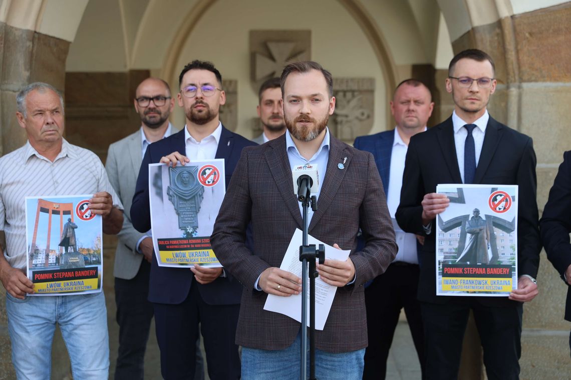 Ruch Narodowy w Rzeszowie chce zerwać współpracę z ukraińskimi miastami i wprowadzić darmowe bilety dla żołnierzy Ruch Narodowy w Rzeszowie chce zerwać współpracę z ukraińskimi miastami i wprowadzić darmowe bilety dla żołnierzy