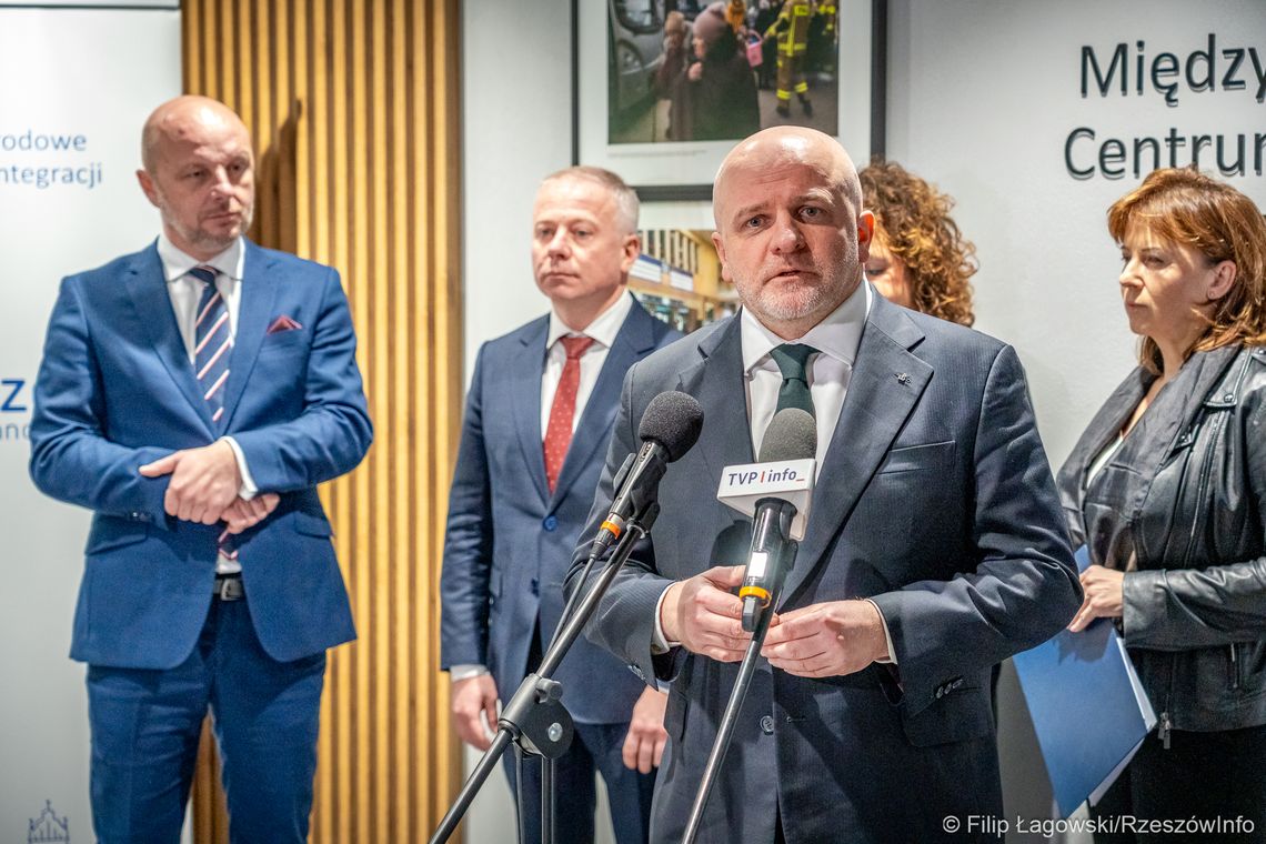 Rzeszów buduje mosty współpracy. Zakończyło się Forum „Building Bridges UK–Poland–Ukraine” [ZDJĘCIA]