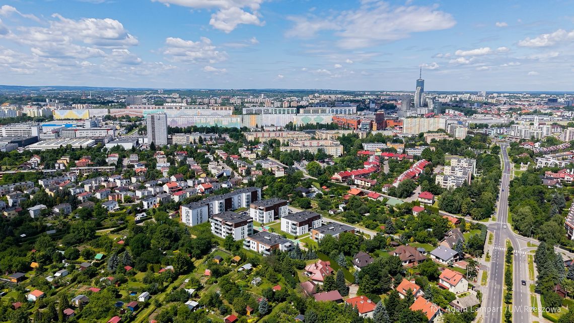 Rzeszów liderem usług komunalnych i społecznych w Polsce. Na podium także Płock i Leszno Rzeszów liderem usług komunalnych i społecznych w Polsce. Na podium także Płock i Leszno