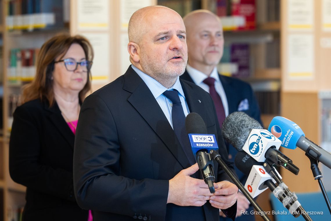 Rzeszów otwiera drogę do odbudowy Ukrainy. Międzynarodowy szczyt już w kwietniu