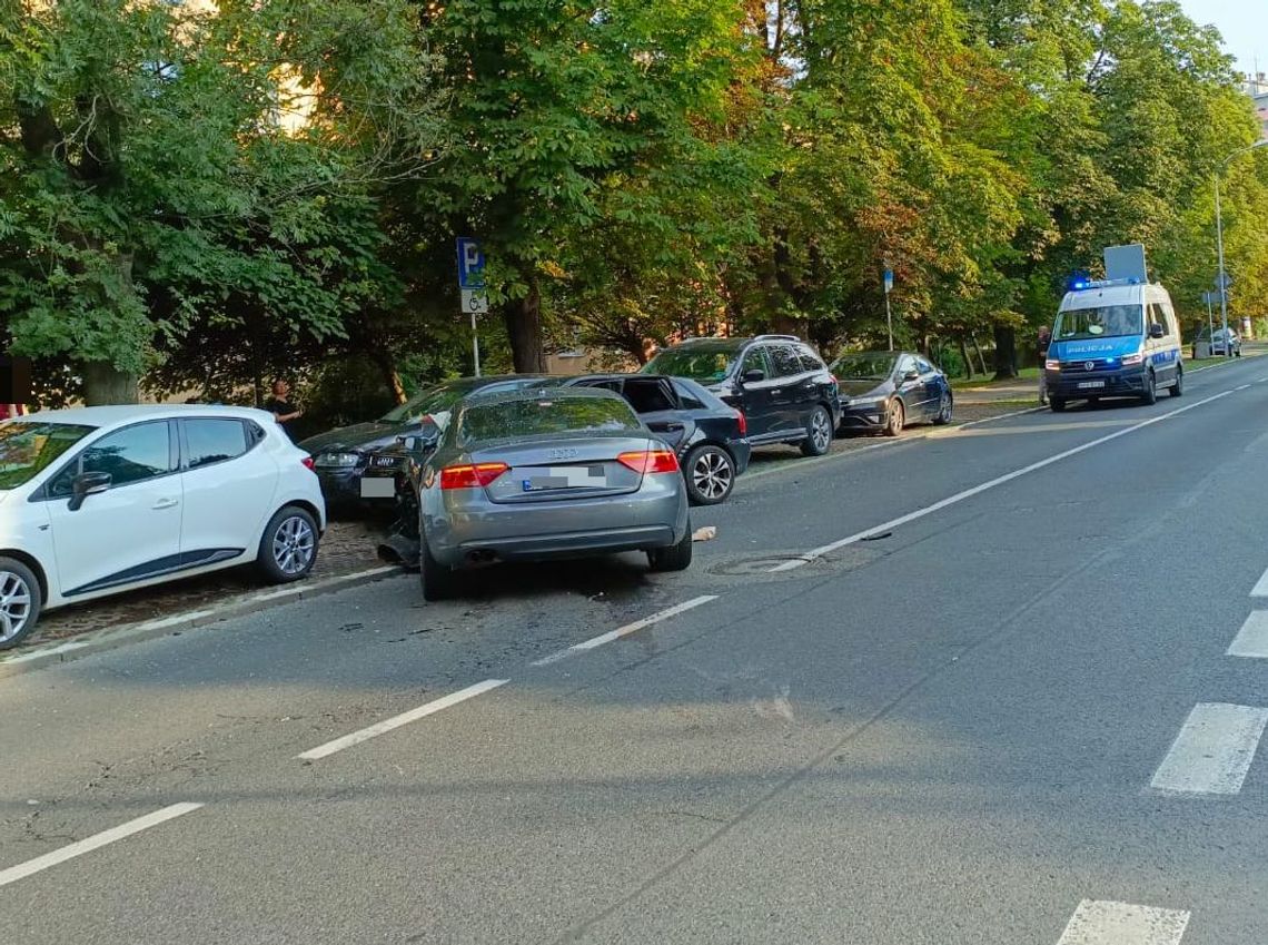 Rzeszów. Poranny wypadek na ul. Hetmańskiej. Dwie osoby trafiły do szpitala