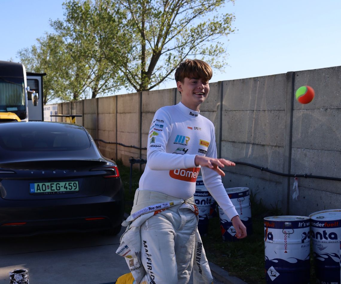 Rzeszowski talent na torze. Igor Polak debiutuje w Formule 4 mimo przeszkód
