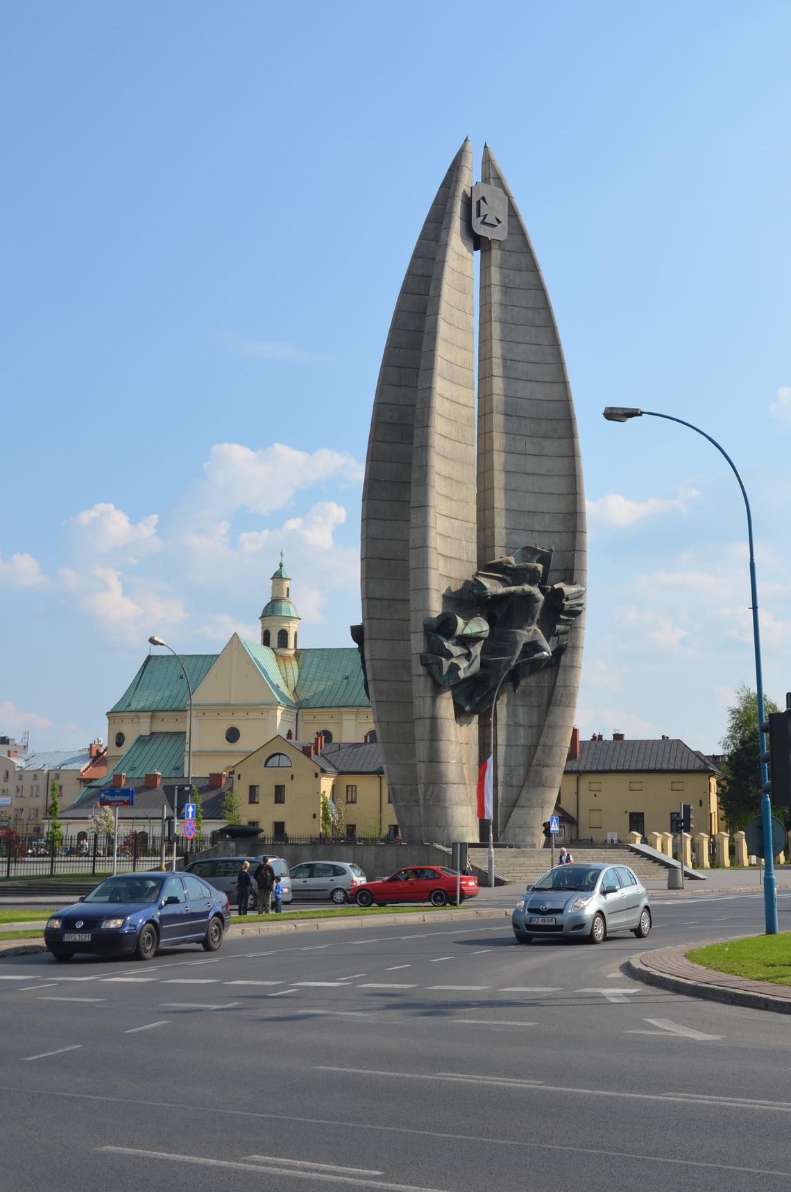Sąd oddalił pozew Rzeszowa, ratusz składa apelację ws Pomnika Czynu Rewolucyjnego