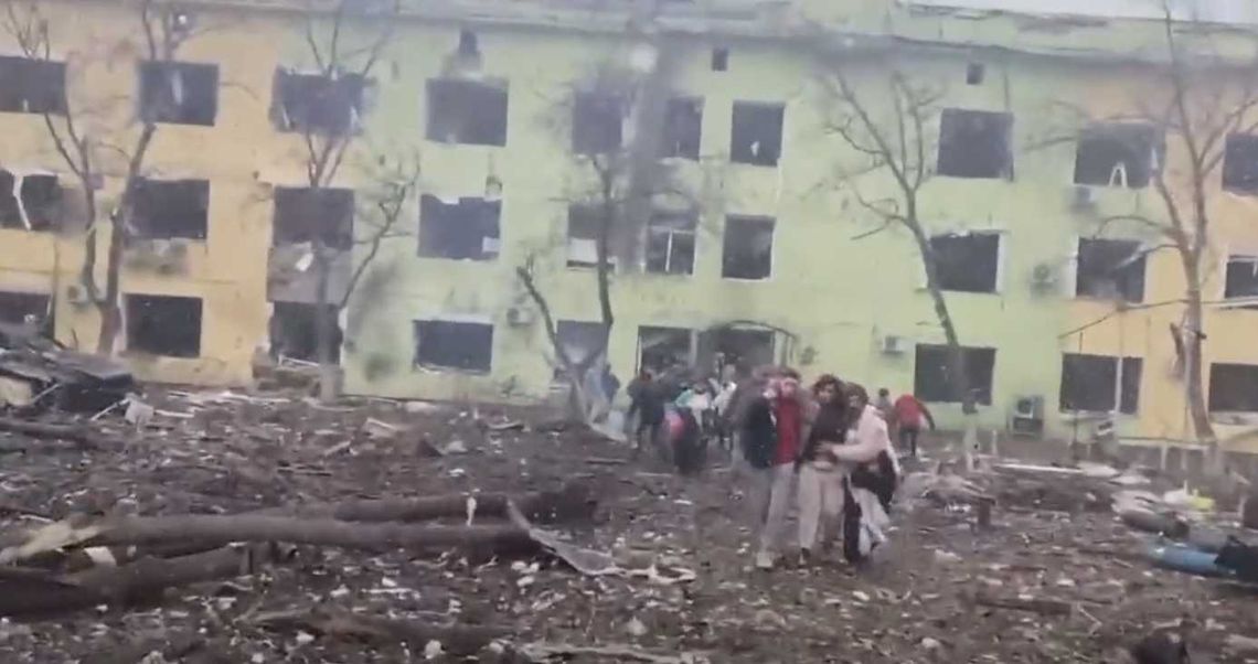Skutki ostrzału Szpitala Miejskiego w Mariupolu