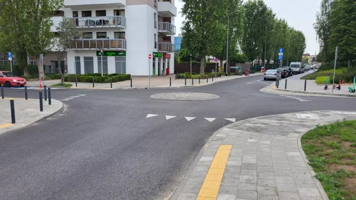 Słocina stawia na płynność ruchu. Dwa nowe mini-ronda zastąpią sygnalizację świetlną Słocina stawia na płynność ruchu. Dwa nowe mini-ronda zastąpią sygnalizację świetlną
