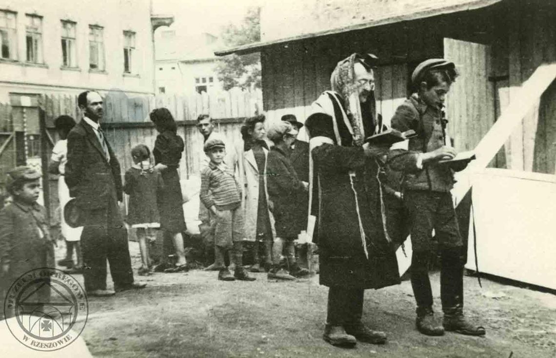 Spacer śladami rzeszowskich Żydów w ramach obchodów Międzynarodowego Dnia Pamięci o Ofiarach Holokaustu