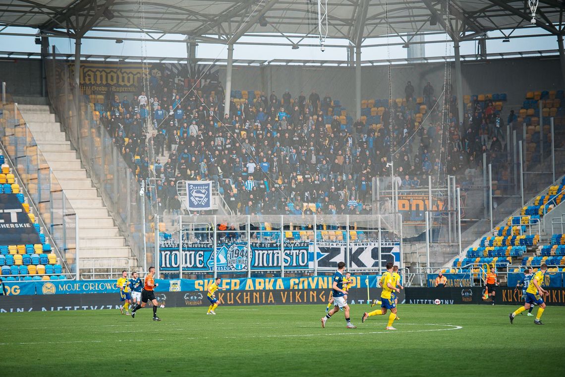 Stal Rzeszów zderzyła się ze ścianą, strefa spadkowa bardzo blisko