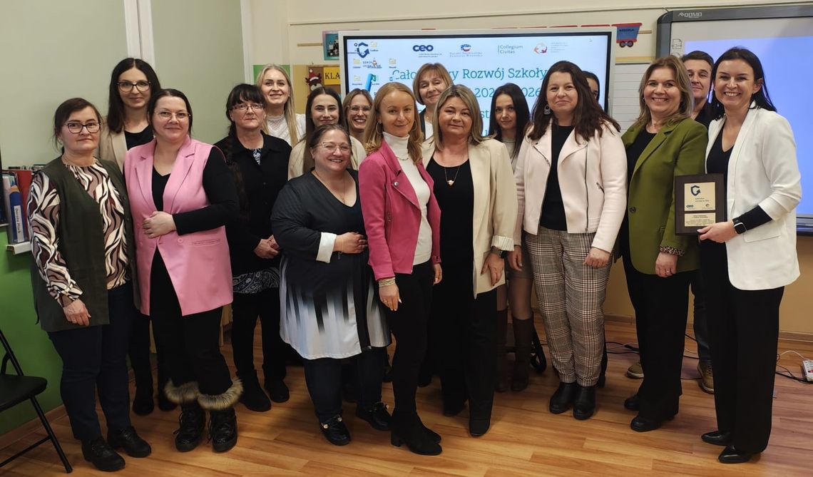 Szkoła w Łączkach Kucharskich w gronie najlepszych. Prestiżowy tytuł Szkoły Uczącej Się