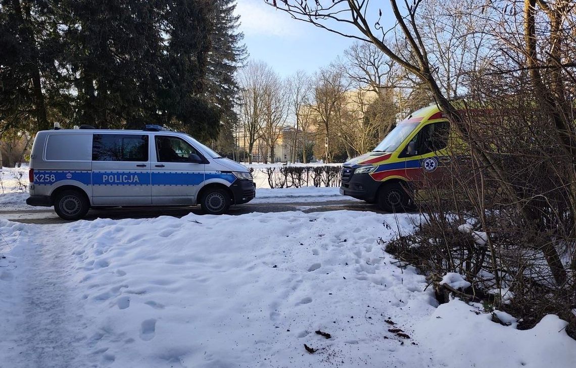 Szła boso w mrozie. Jeden telefon świadka uruchomił akcję