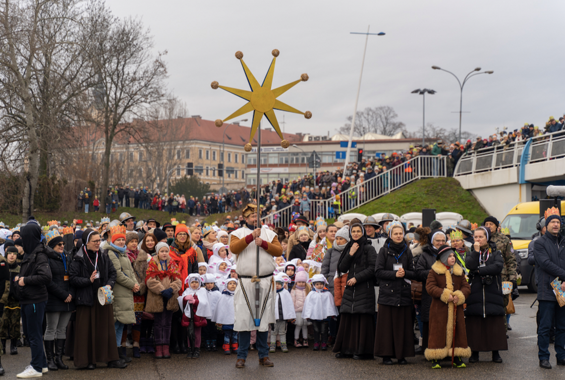 Tak Rzeszów obchodził Święto Objawienia Pańskiego. Orszak Trzech Króli przeszedł dziś ulicami miasta