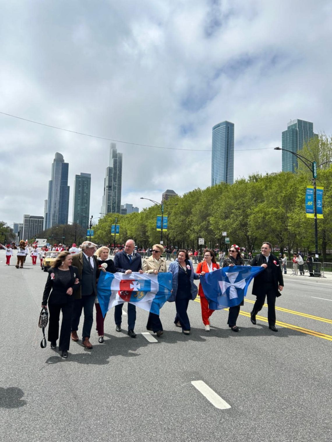 To nie była Polonia na paradzie w Chicago, a samorządowcy PiS z Podkarpacia