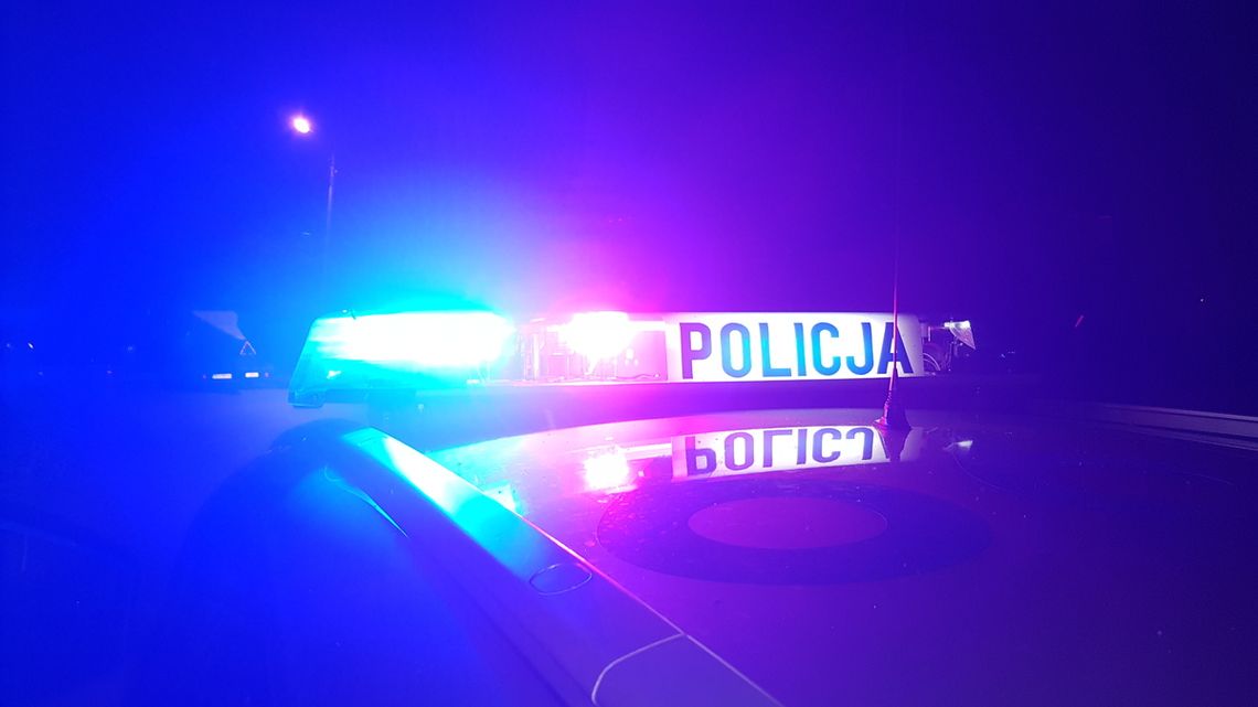 Tragiczny wypadek na DK nr 94. Nie żyje 25-letni pieszy potrącony przez samochód