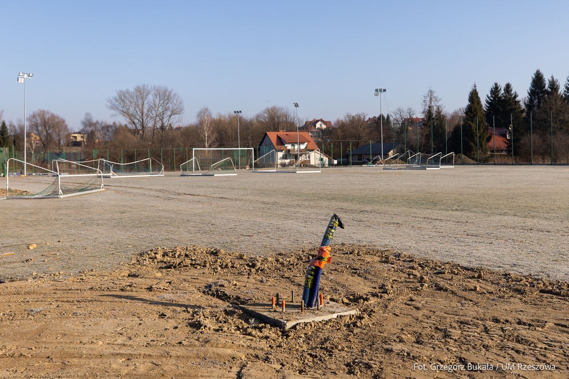 Trwa modernizacja stadionu Grunwaldu Budziwój