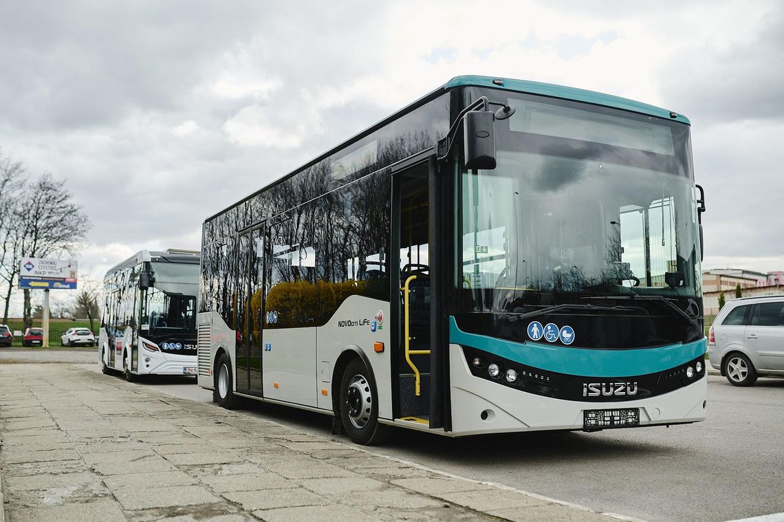 Trzy nowe autobusy zakupione przez Związek Gminy "PKS". Koszt 2,8 mln złotych