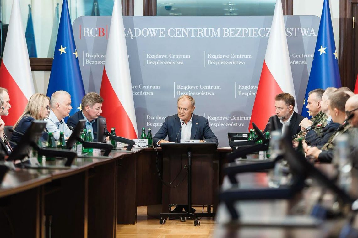 Tusk ostrzega przed eskalacją. „Nie możemy wykluczyć, że obejmie również nasze terytorium”