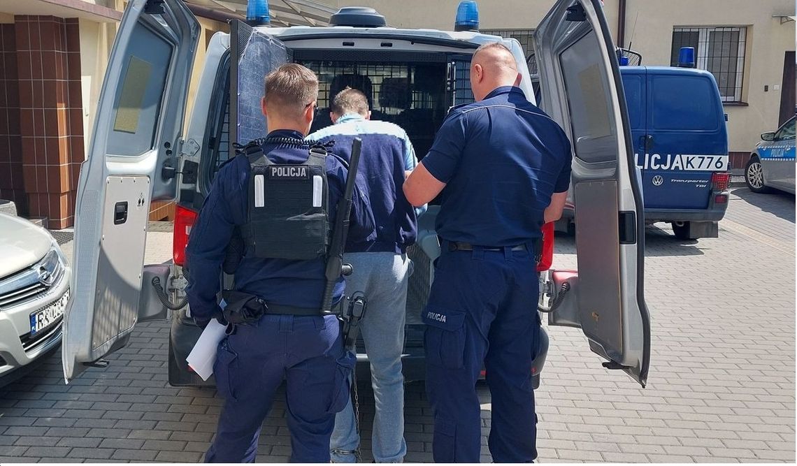 Ugodził nożem 27-latka. Dostał zarzut usiłowania zabójstwa.