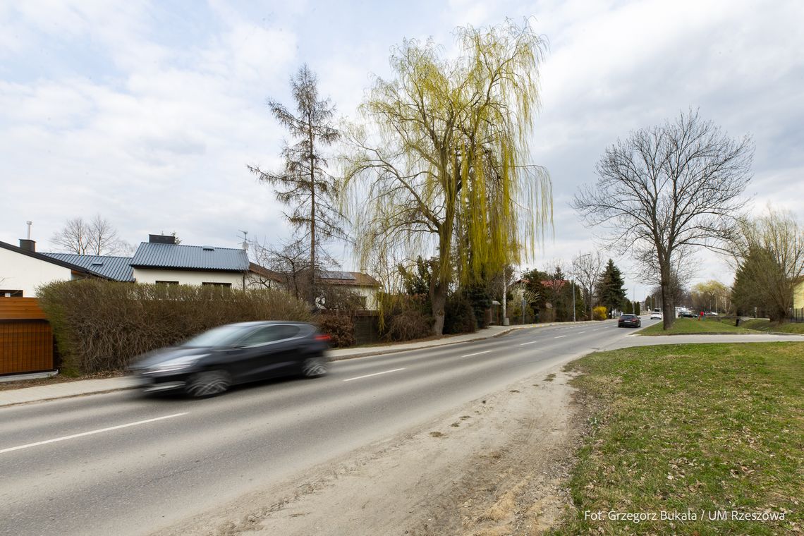 Umowa podpisana, rusza inwestycja na Robotniczej