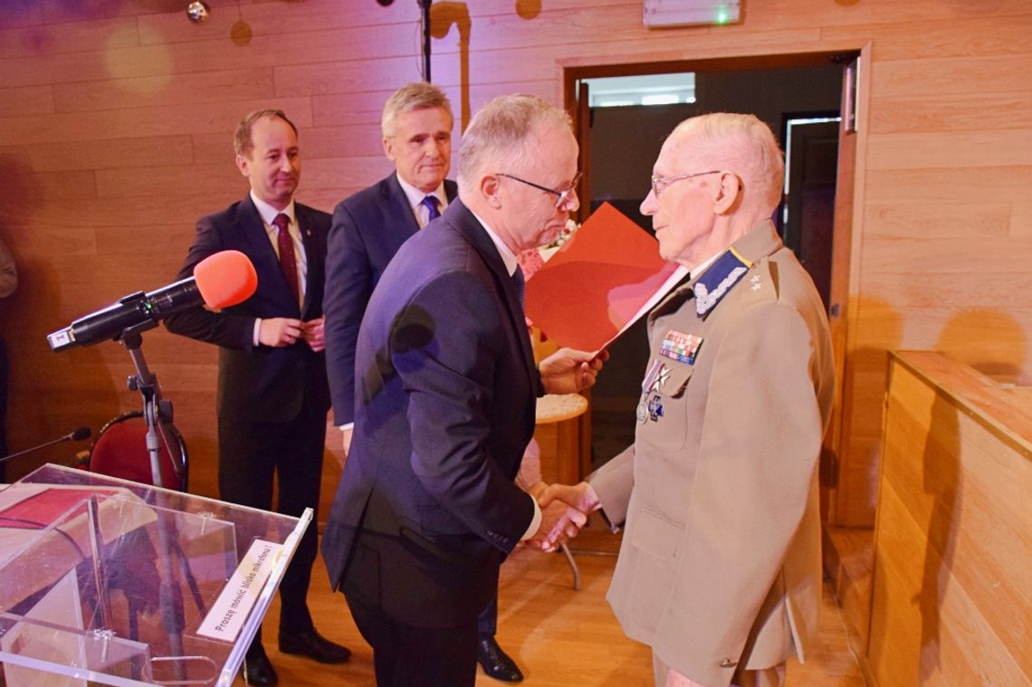 Uroczysta sesja Rady Miejskiej w Kolbuszowej [ZDJĘCIA]